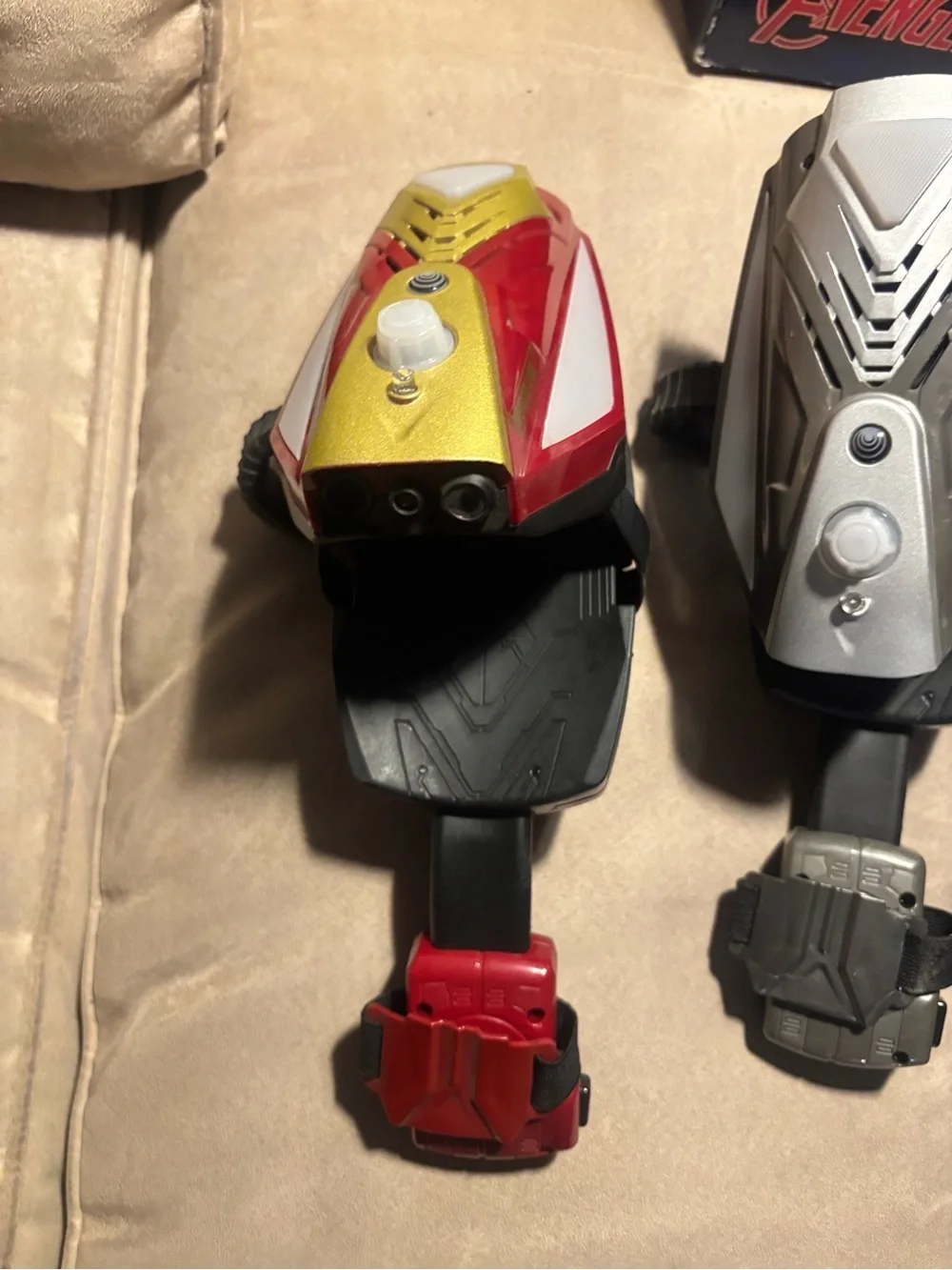 Playmation Avengers Home Base Display Stand - Red, White & Gold